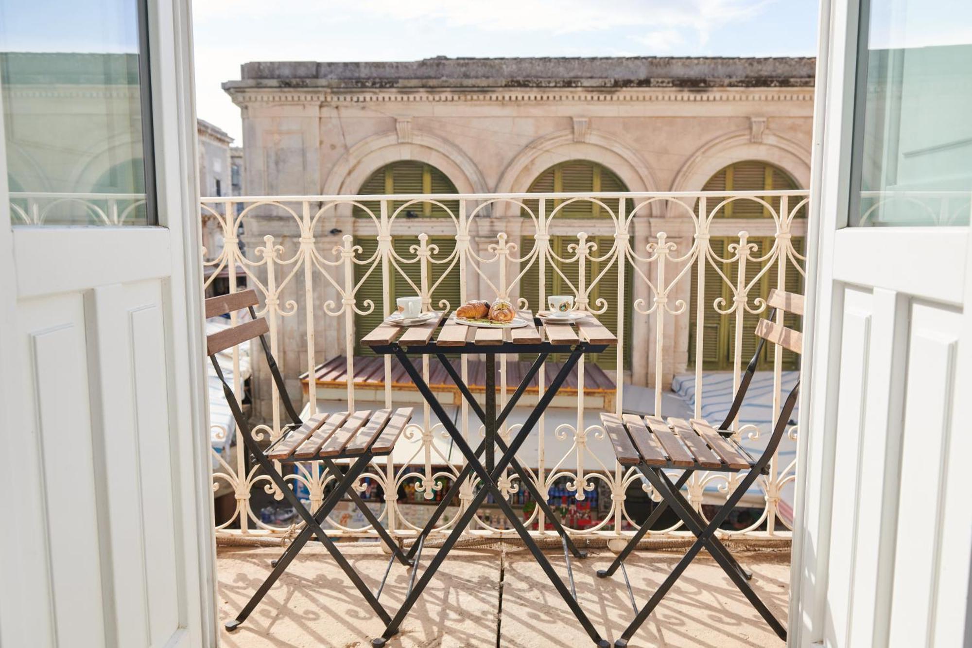 Casabella Apartments Antico Mercato Ortigia Siracusa Syrakusa Exteriör bild